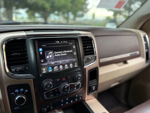 2013 RAM 1500 Laramie Longhorn