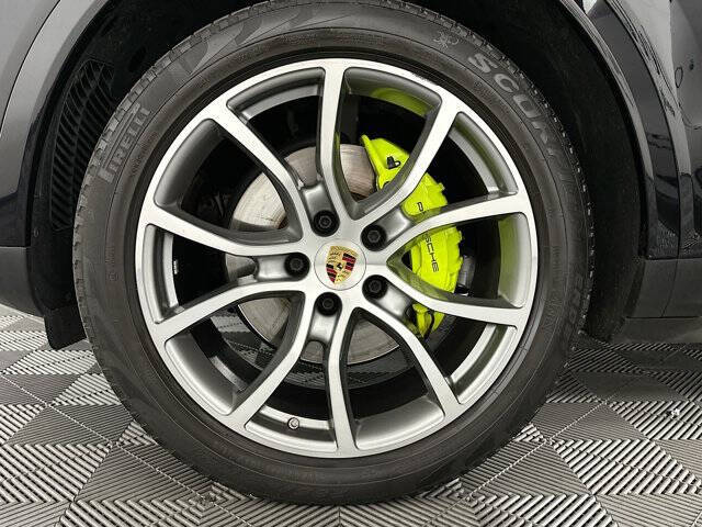 2022 Porsche Cayenne