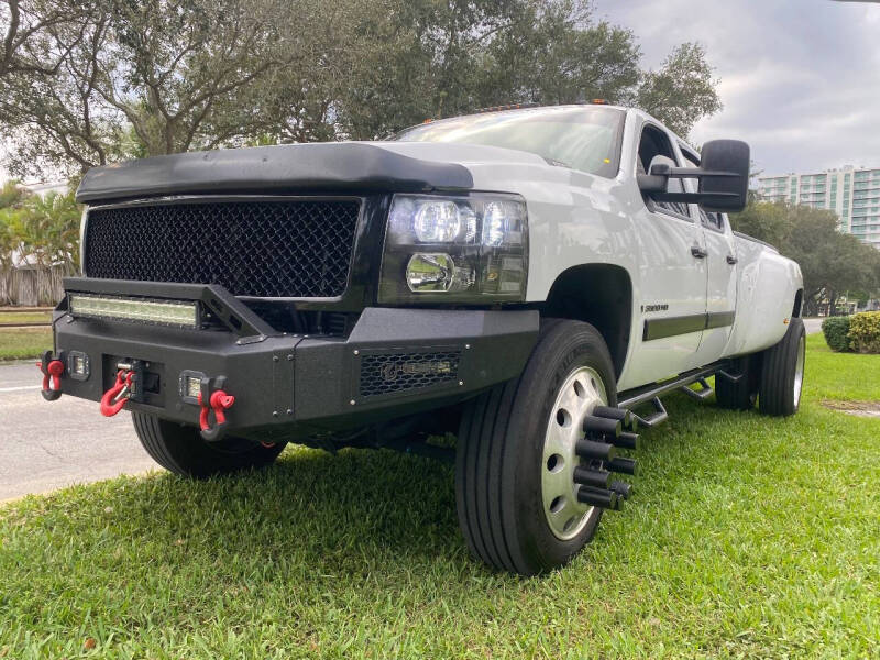 2007 Chevrolet Silverado 3500 LTZ photo 14