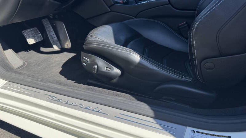 2014 Maserati GranTurismo