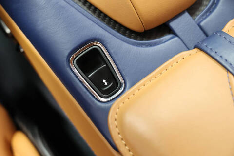 2023 Aston Martin DBS
