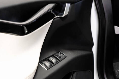 2020 Tesla Model X Long Range