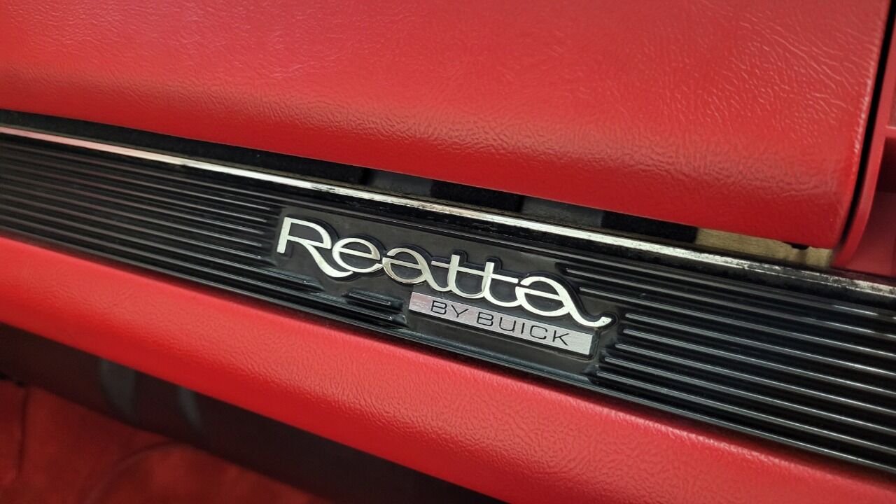 1990 Buick Reatta 150