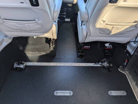 2017 Chrysler Pacifica Touring-L Plus