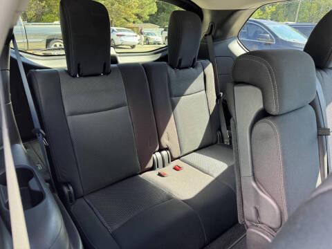 2017 Nissan Pathfinder S