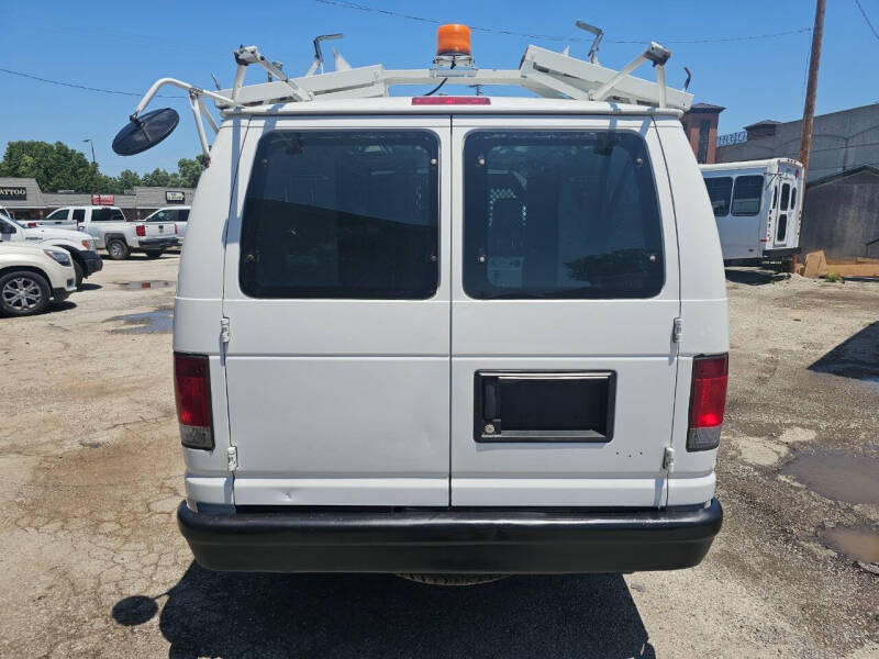 2011 Ford E-Series E-250