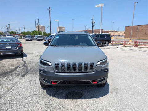 2022 Jeep Cherokee Trailhawk