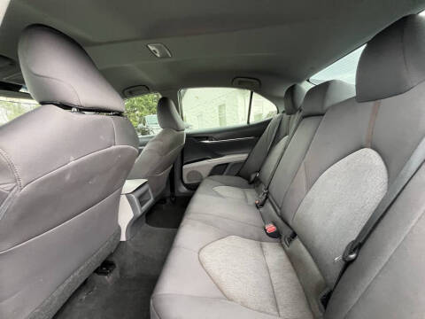 2018 Toyota Camry LE