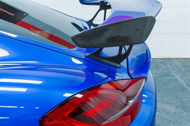 2016 Porsche Cayman GT4