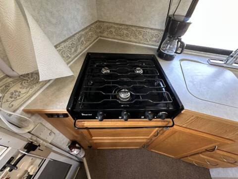 2004 Ford E-Series E-350 SD