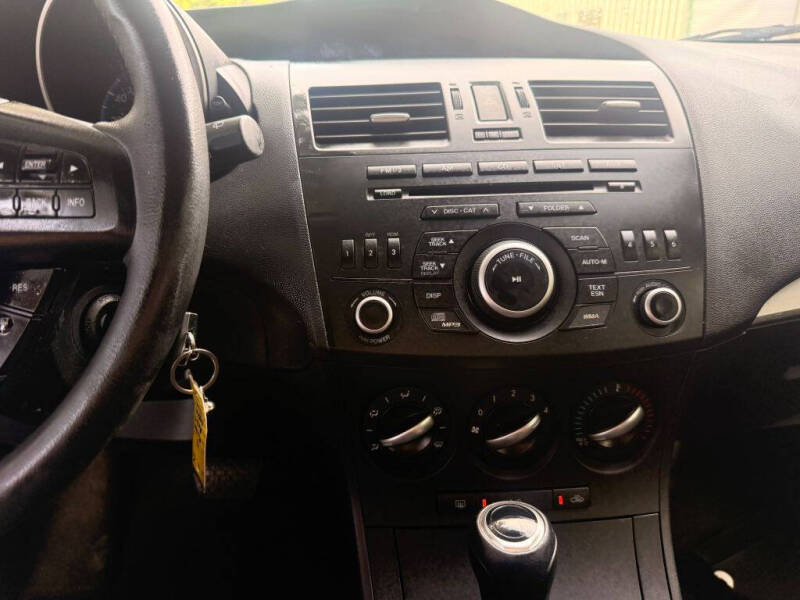 2012 Mazda MAZDA3 i Touring