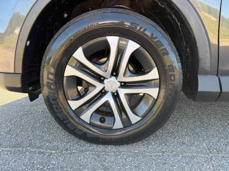 2016 Toyota RAV4 LE