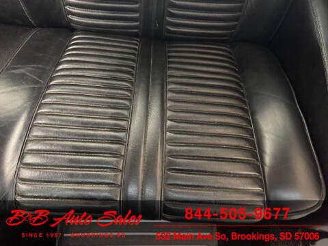 1965 Oldsmobile Starfire