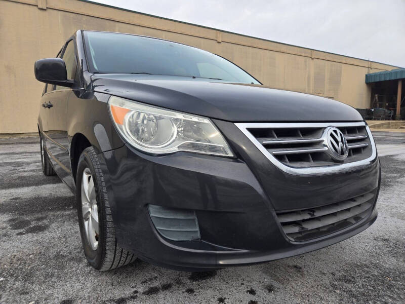 2011 Volkswagen Routan SEL