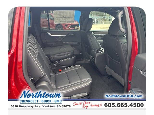 2025 GMC Acadia Denali