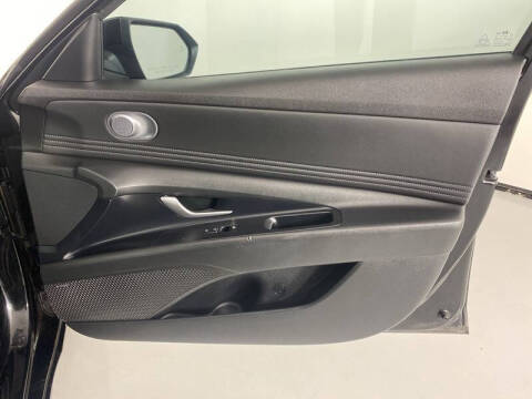 2022 Hyundai Elantra