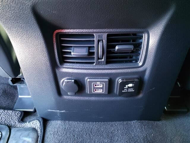 2019 Nissan Titan SV