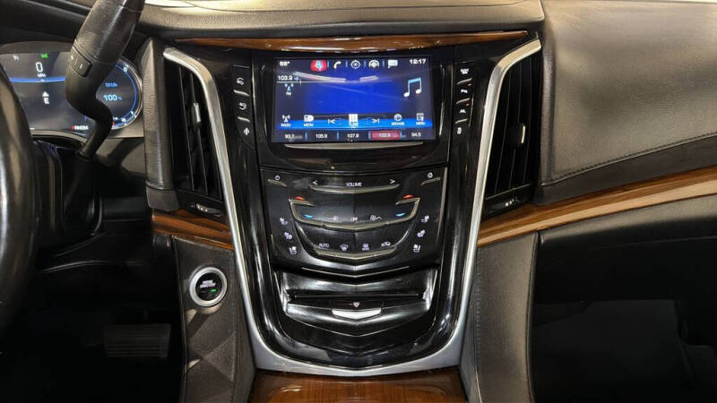2016 Cadillac Escalade ESV Luxury Collection