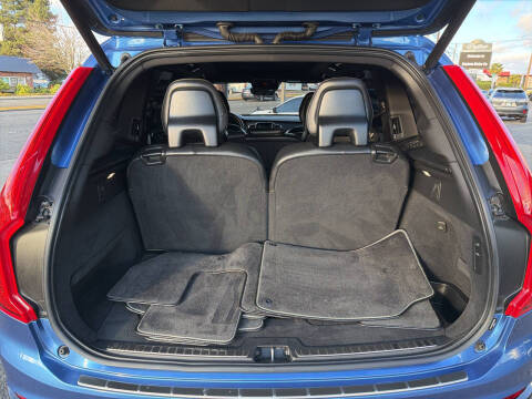 2018 Volvo XC90 T6 R-Design