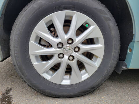2012 Toyota Prius Plug-in Hybrid