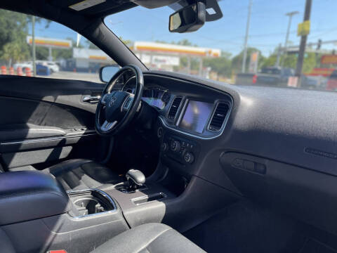 2014 Dodge Charger SXT