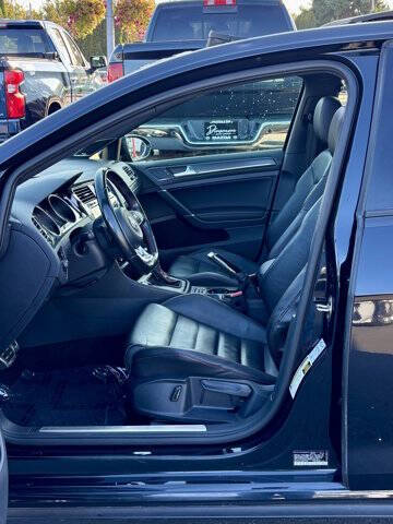 2019 Volkswagen Golf GTI SE