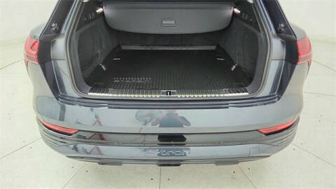 2024 Audi Q8 e-tron quattro Premium Plus