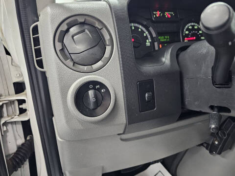 2013 Ford E-Series E-150