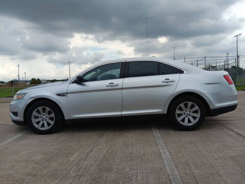 2011 Ford Taurus SE