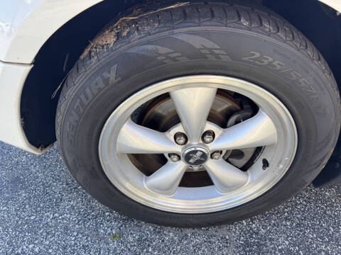 2007 Ford Mustang V6 Deluxe