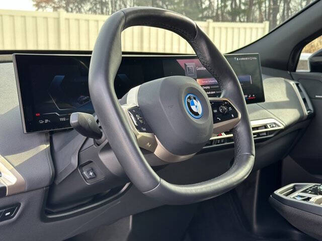 2025 BMW iX xDrive50