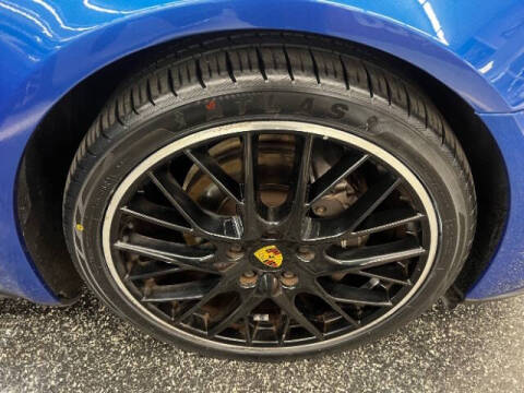 2017 Porsche Panamera 4