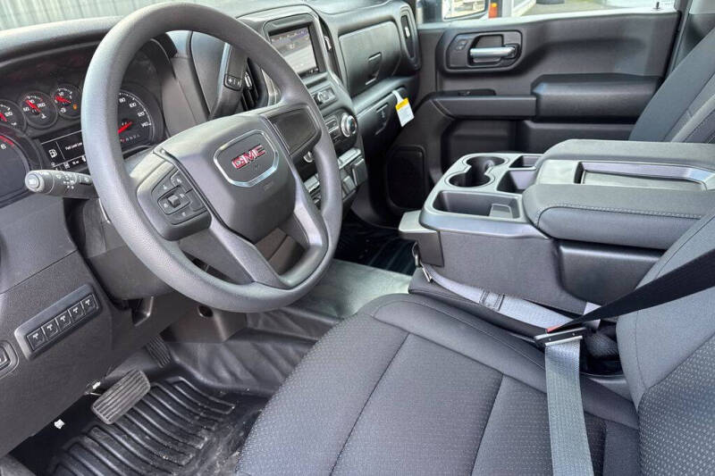 2026 GMC Sierra 2500HD Pro