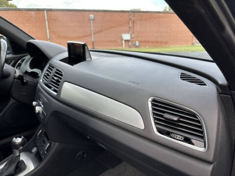 2016 Audi Q3 2.0T Premium Plus