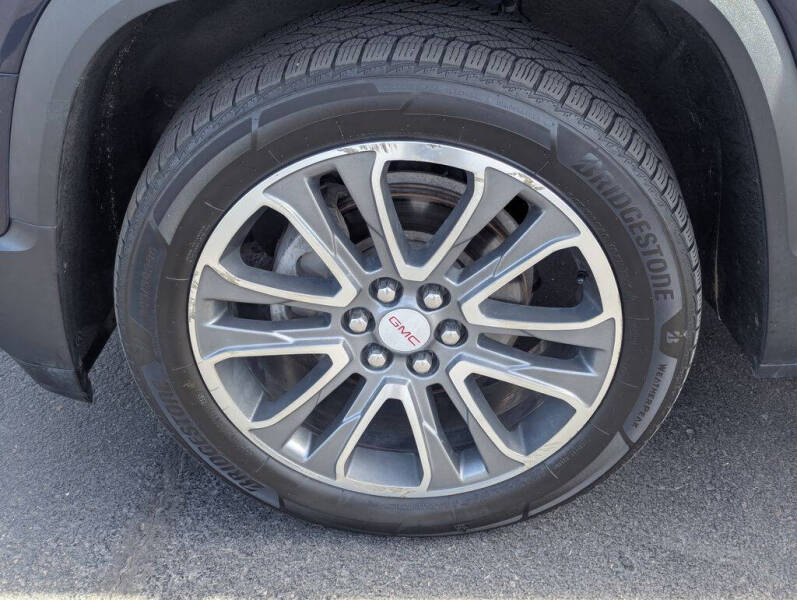 2017 GMC Acadia SLT-1