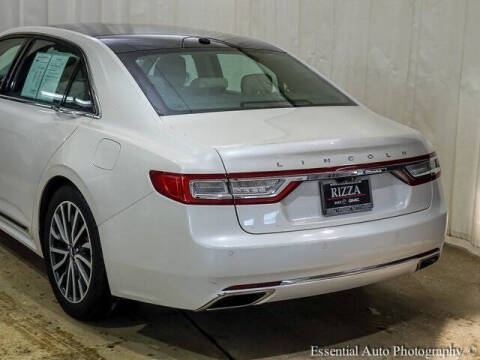 2017 Lincoln Continental Select