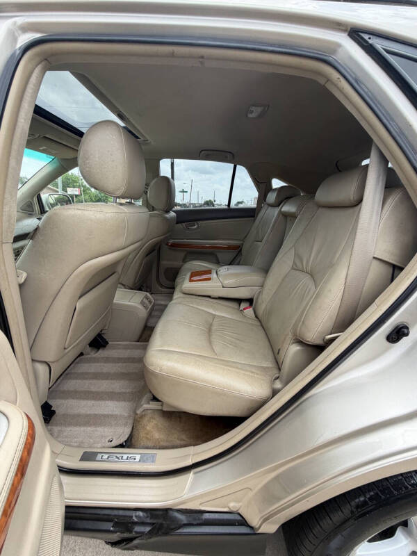 2004 Lexus RX 330