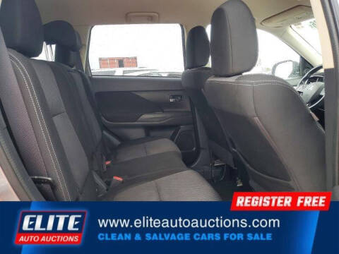 2017 Mitsubishi Outlander ES