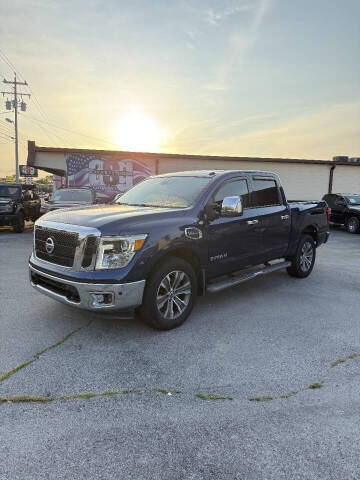 2017 Nissan Titan SV