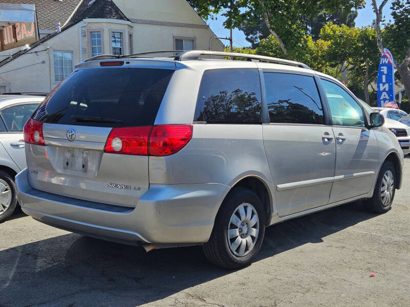 2008 Toyota Sienna
