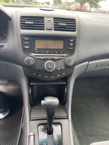 2004 Honda Accord LX
