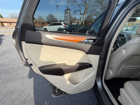 2016 Lincoln MKC Reserve