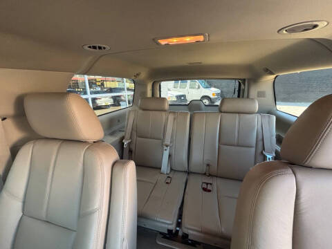 2012 Chevrolet Suburban LT 2500