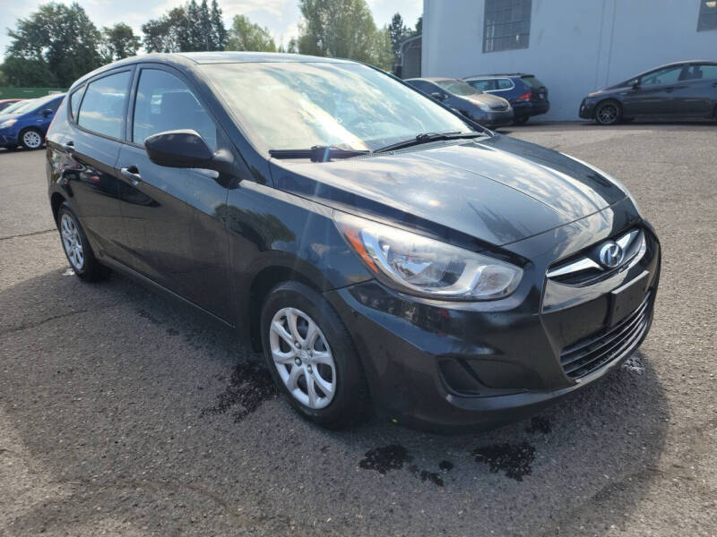 2012 Hyundai Accent GS