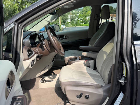 2019 Chrysler Pacifica Touring L