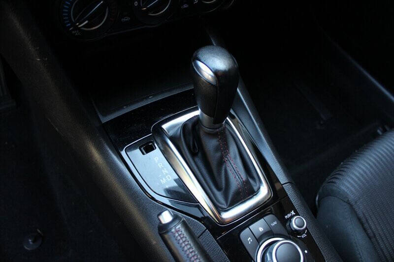 2016 Mazda MAZDA3 i Touring