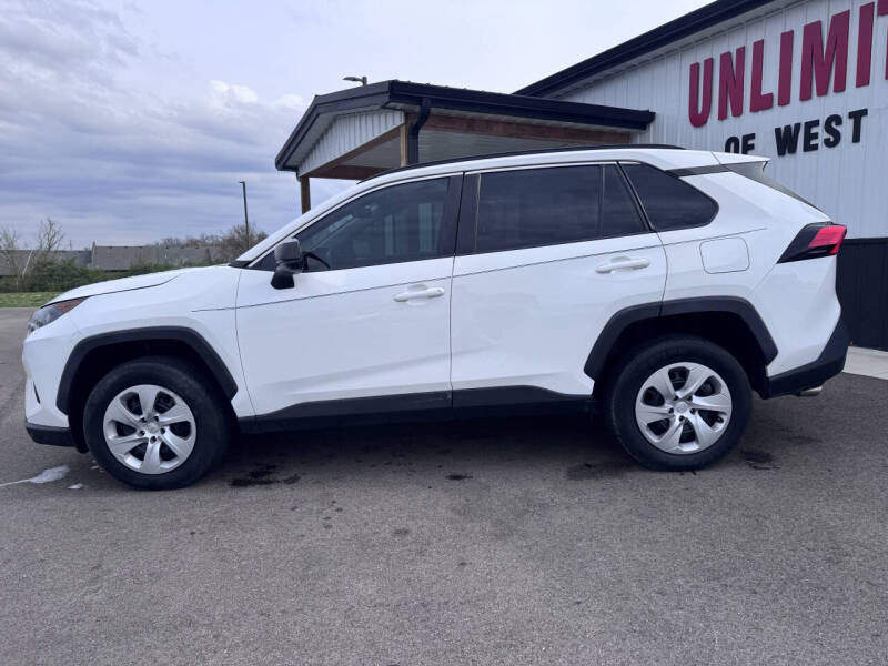 2020 Toyota RAV4 LE