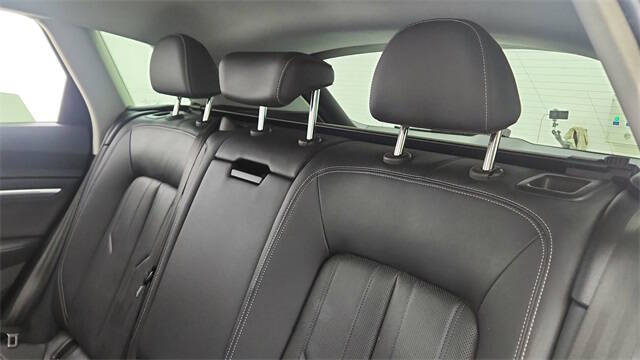 2022 Audi e-tron quattro Premium Plus