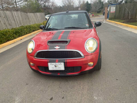 2009 MINI Cooper for sale at Super Bee Auto in Chantilly VA
