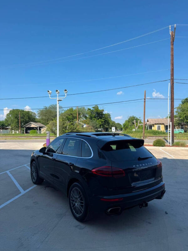 2016 Porsche Cayenne